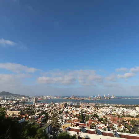 Live A Nautical-sport Experience Botel Las Palmas / Gran Canaria